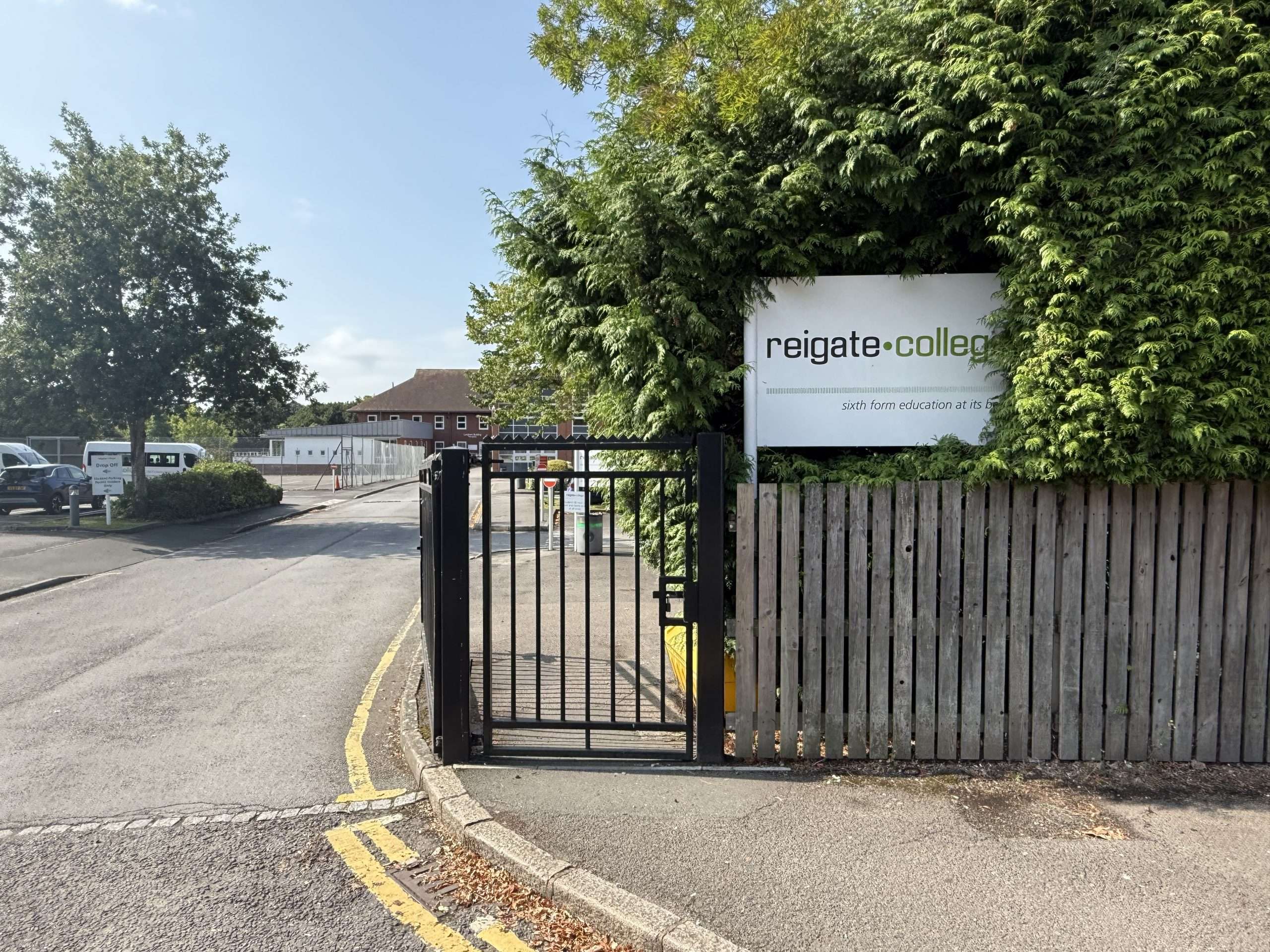 locksmith in reigate