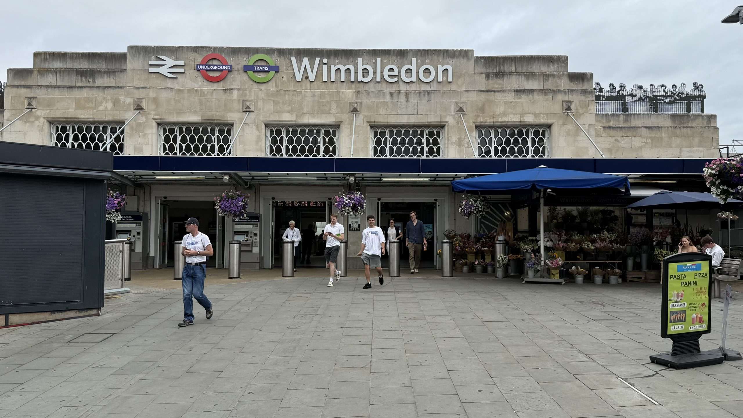 Locksmith Wimbledon by lockout locksmiths